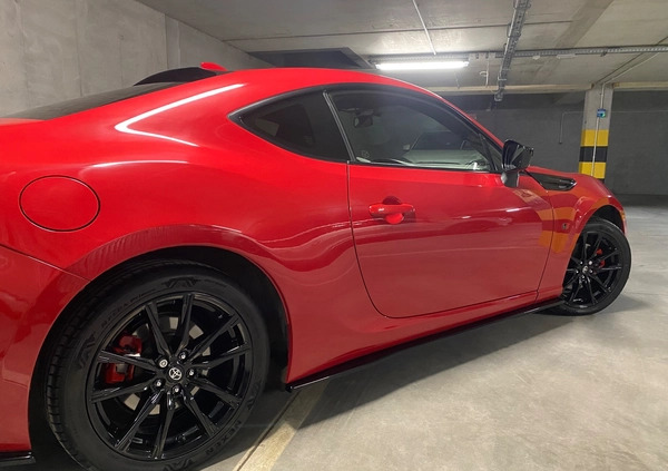 Toyota GT86 cena 105000 przebieg: 35000, rok produkcji 2017 z Bydgoszcz małe 326